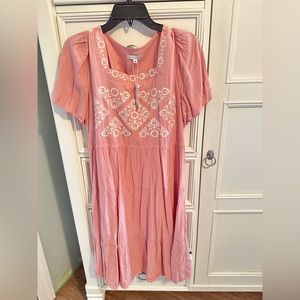 BNWT Baltic Born Cambridge Light Blush Embroidered Midi Dress, size Medium.